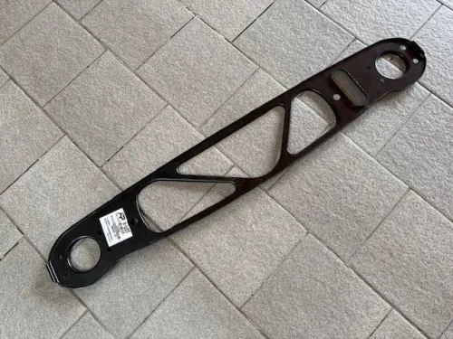 Балка передней панели нижняя BMW E36 1990-2000