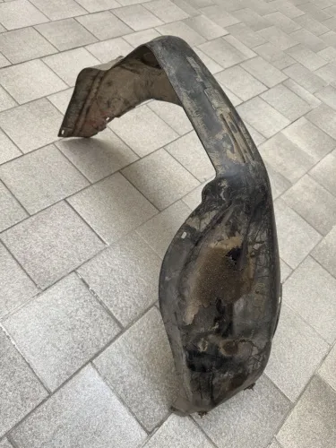 Защита крыла (подкрылок) передний левый Volkswagen Passat (B3)