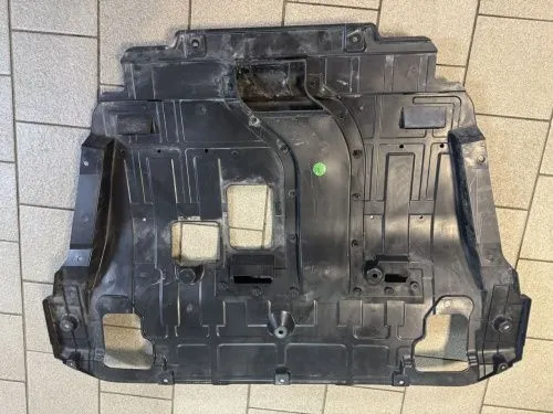 Пластиковая защита двигателя Geely Atlas Pro 2021-