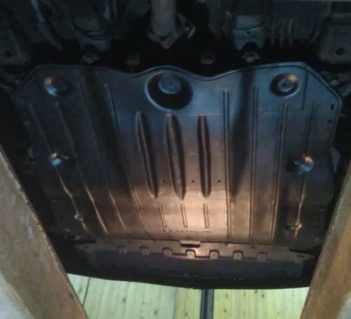 Пластиковая защита двигателя Opel Astra K 2015-2021