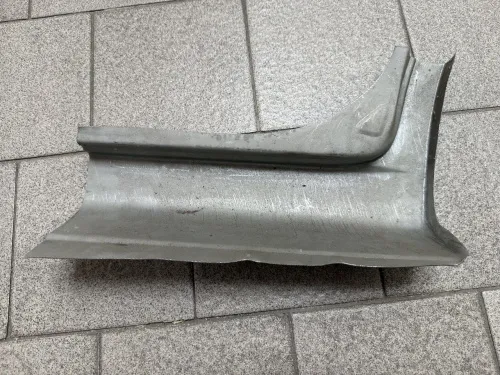 Порог правый Nissan Almera 1995-1999