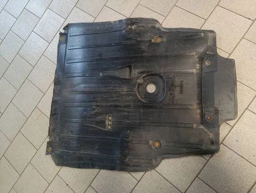 Пластиковая защита двигателя Mercedes B W246 2011-2018