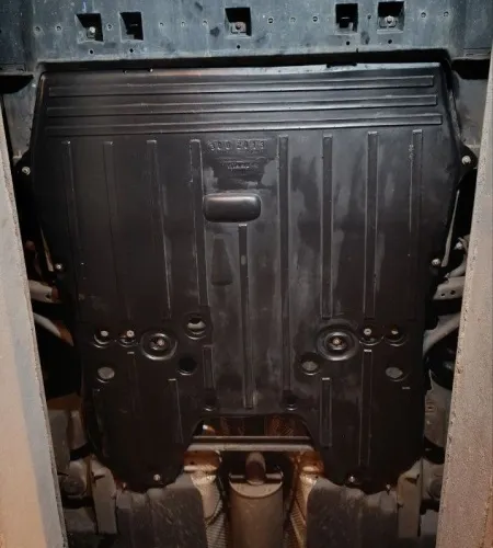 Пластиковая защита двигателя Citroen C4 Picasso 2 2013-2018