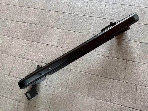 Усилитель бампера переднего Peugeot 307 2001-2004