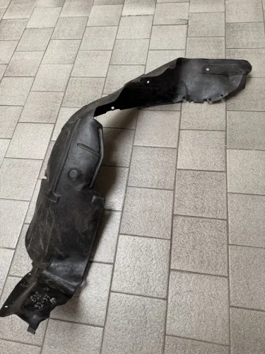 Защита крыла (подкрылок) передний правый Mazda 626 GE 1992-1998 USA