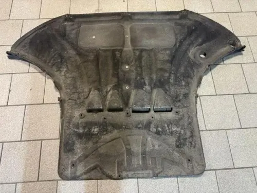 Пластиковая защита двигателя Audi A8 D3 (S8) 2008-2010