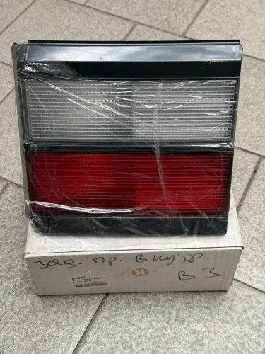 Фонарь задний левый к Volkswagen Passat B3 1988-1993