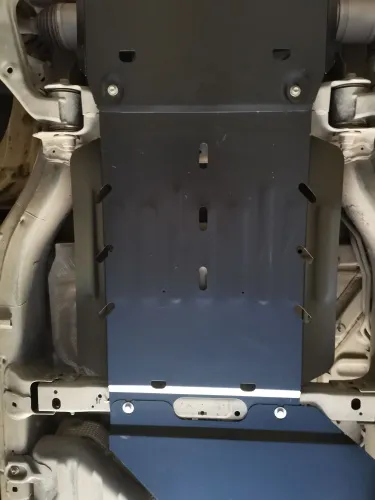 Металлическая защита двигателя Toyota Land Cruiser 300 2021-