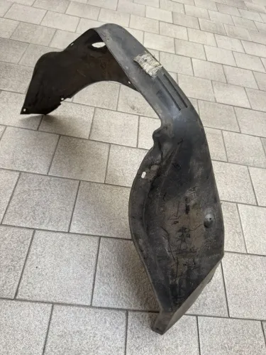 Защита крыла (подкрылок) передний левый Volkswagen Passat (B4)