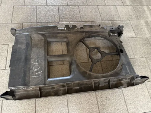 Панель передняя Peugeot 406 2001-2005