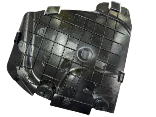 Защита крыла (лючок переднего подкрылка) Mercedes C W205 2014-2021 правый