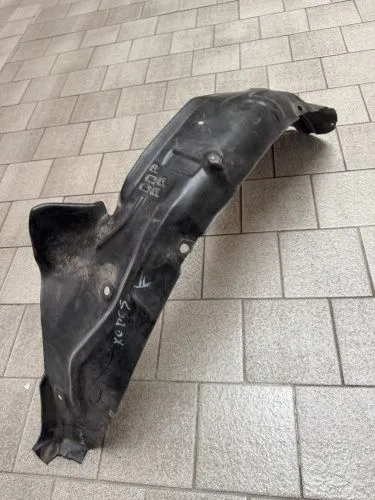 Защита крыла (подкрылок) передний правый Mazda Xedos 6 1992-2000
