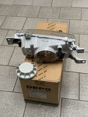 Фара правая Hyundai Accent 1995-1999