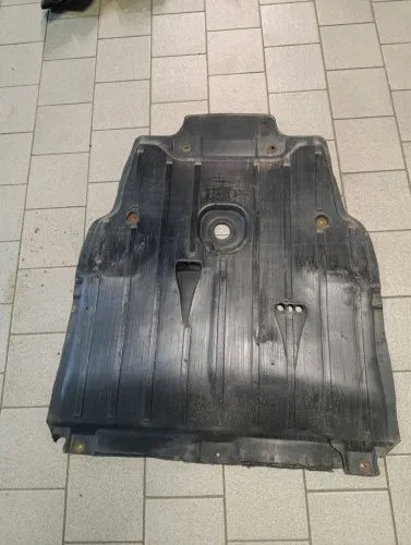 Пластиковая защита двигателя Mercedes B W246 2011-2018