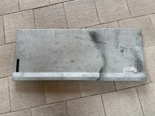 Обшивка двери Mercedes 207 1977-1995