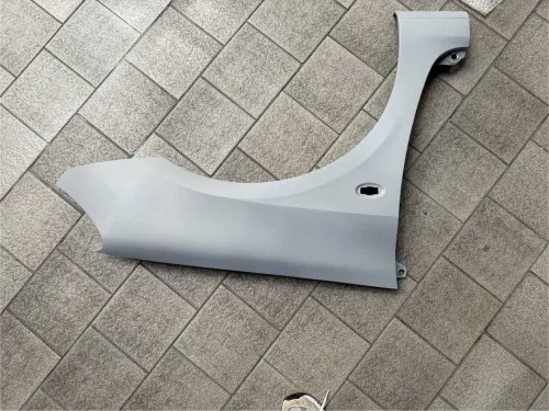 Крыло переднее правое Peugeot 307 2001-2005