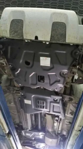 Металлическая защита двигателя и кпп Renault Arkana 2019-