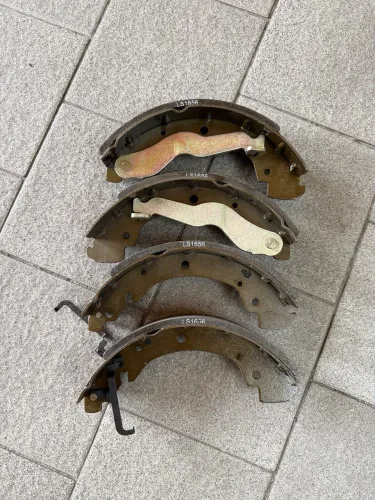 Задние барабанные колодки Volkswagen Transporter T4 1990-2003