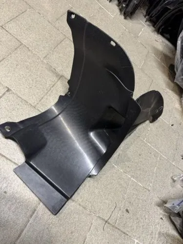 Защита крыла (подкрылок) передний правый Volkswagen Passat CC 2008-2012 дефект