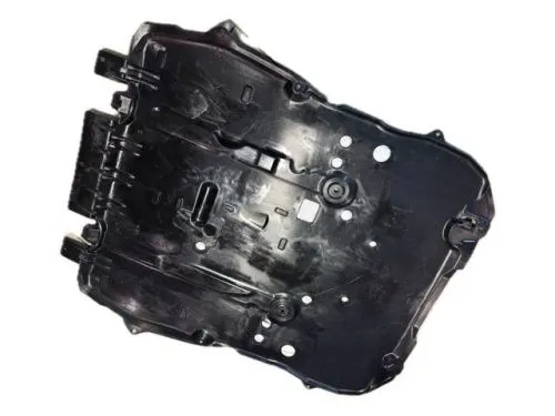 Пластиковая защита двигателя Peugeot 5008 2017-