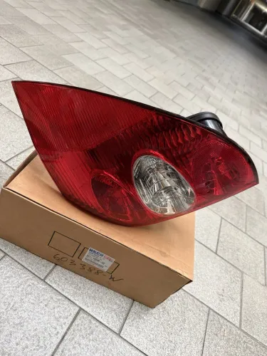 Фонарь задний правый к Renault Laguna 2001-2007