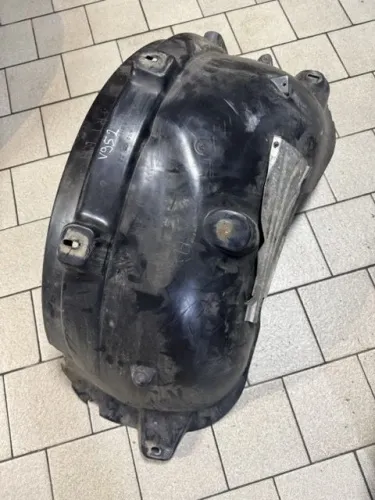 Защита крыла (подкрылок) передний правый Mercedes ML W163 1997-2005