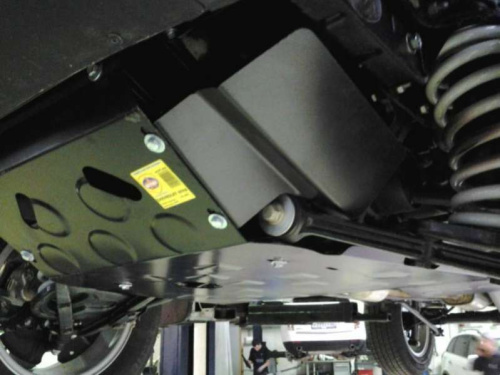Металлическая защита двигателя и кпп Chevrolet Niva 2002-2020